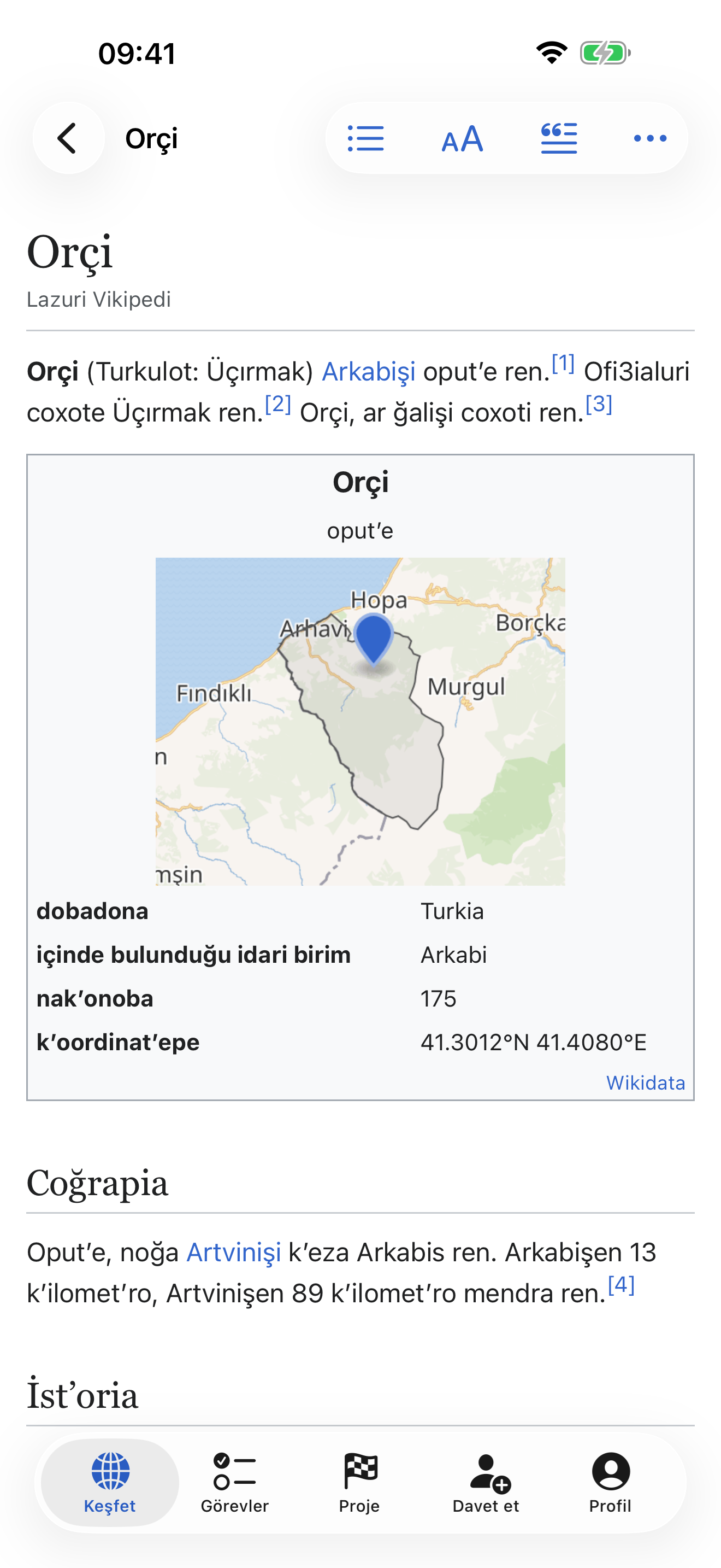 Lazca Vikipedi'de Orçi köyü sayfasının okunması: Vikiveri'den dolan bilgi kutusu ve harita.